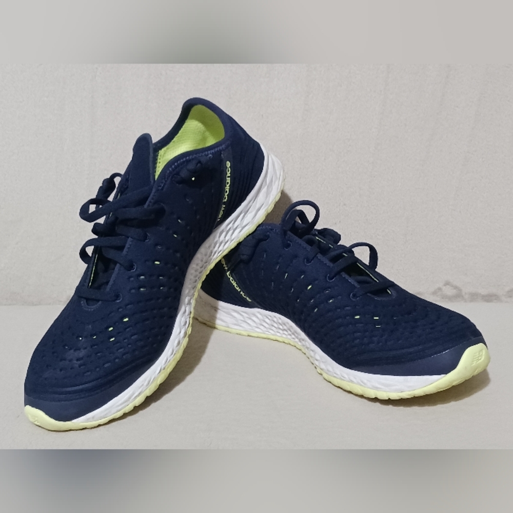 New Balance Fresh Foam Crush Women's Shoes Sz 10